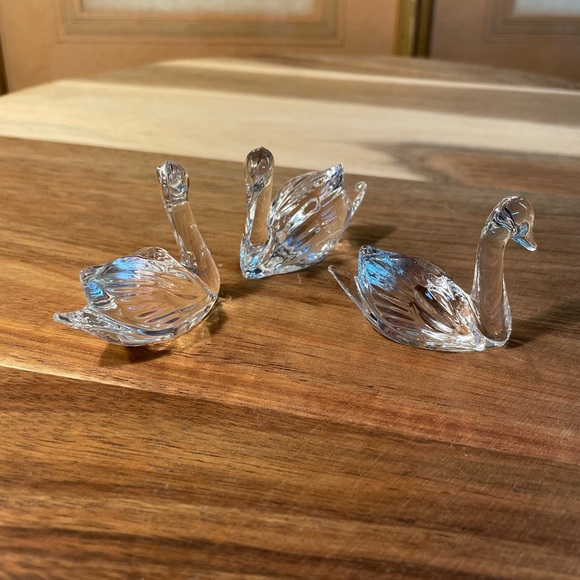 VINTAGE Lenox Style Crystal Enchanted Swan Figurines Set of 3 - Picture 3 of 9